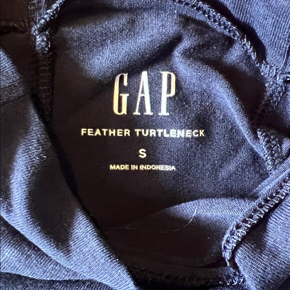 GAP Navy Feather Turtleneck Top - Picture 2 of 3